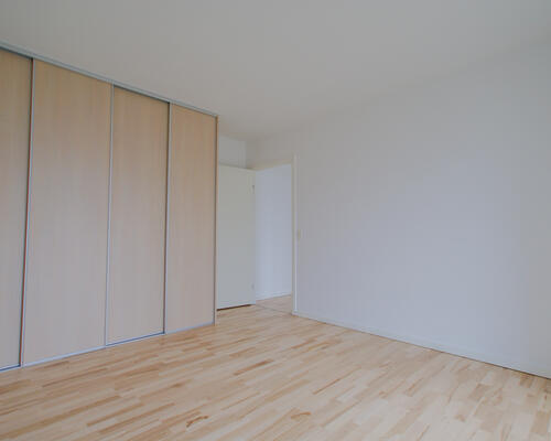 Central og lys 3 værelses med altan og parkering, Horsens