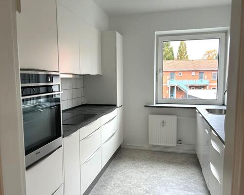 Charmerende og lys 2-vær. lejlighed i Skibhus – 71 Kvm