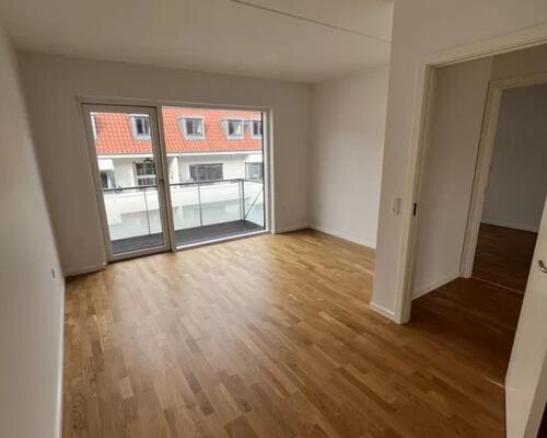 Lys 4-værelses med altan i hjertet af Borggade