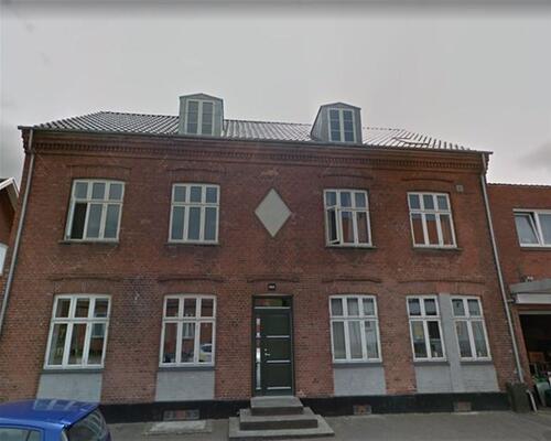 Nyistandsat 3-værelses lejlighed, indflytningsklar