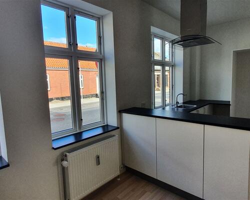 Nyistandsat 3-værelses lejlighed, indflytningsklar