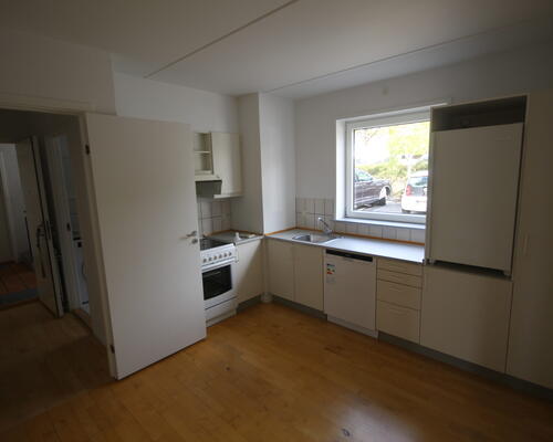 Fin 3 vær. lejlighed med egen altan er nu til leje i Viborg