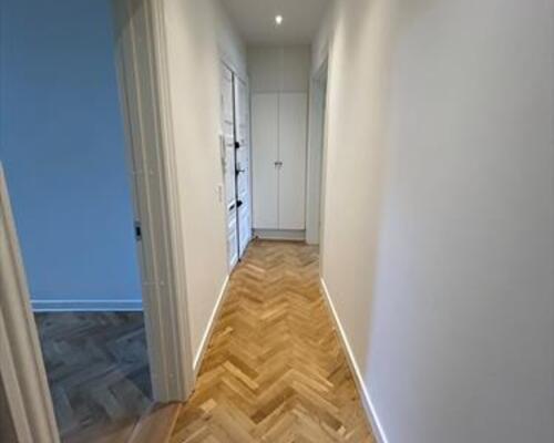 Charmerende 5-Værelses lejlighed ved Sortedams Sø , Østerbro