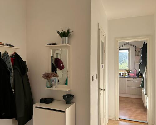 Hyggelig 2-værelses lejlighed i Øgaden med lys og charme