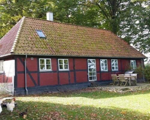 Bindingsværkshus i naturskønne omgivelser