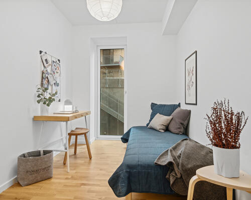 SKØN 4-VÆRELSES LEJLIGHED I AARHUS C MED EGEN ALTAN!