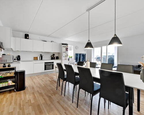 Skøn 4-værelses lejlighed i Tranders Have