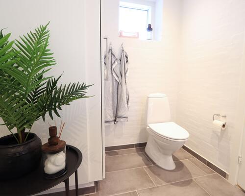 Skøn 3-værelses lejlighed med egen terrasse i Aarhus V.