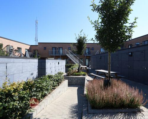 Skøn 3-værelses lejlighed med egen terrasse i Aarhus V.