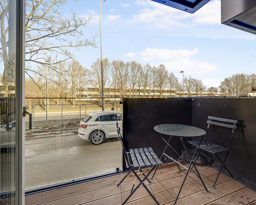 Flot 2-værelses lejlighed med terrasse i Skejbyen