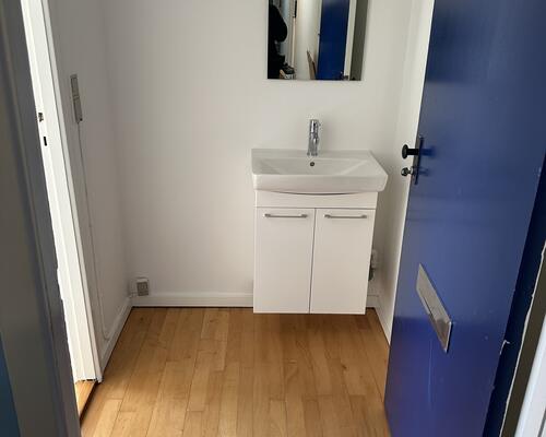 Værelse på Trøjborg – tæt på universitetet og centrum