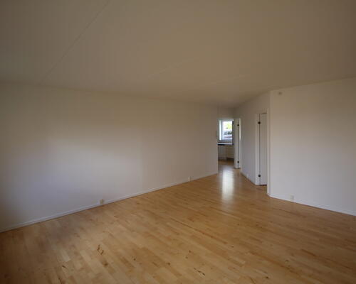 Fin 3 vær. lejlighed med egen altan er nu til leje i Viborg