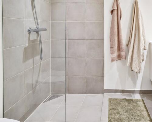 Nyopført 3-værelses townhouse i to plan i Brokvarteret