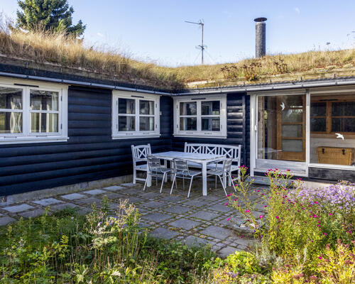 Fantastisk beliggende villa ud til vandet | Jægerspris