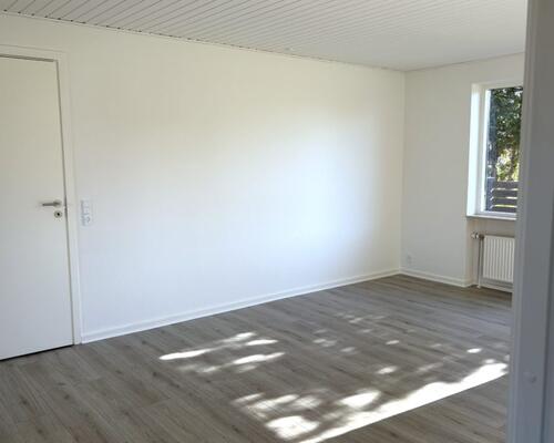 Ny renoveret 1-planshus i lukket vænge tæt på grønne områder – 87 Kvm