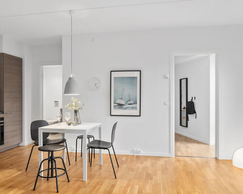 FANTASTISK 3-VÆRELSES LEJLIGHED I SMILETS BY