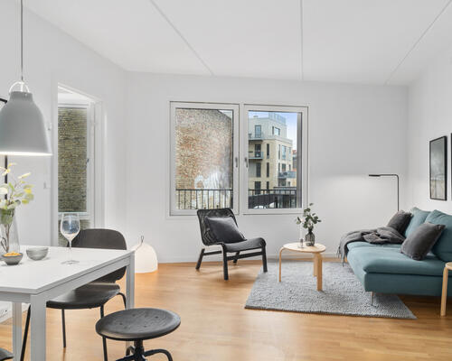 FANTASTISK 3-VÆRELSES LEJLIGHED I SMILETS BY