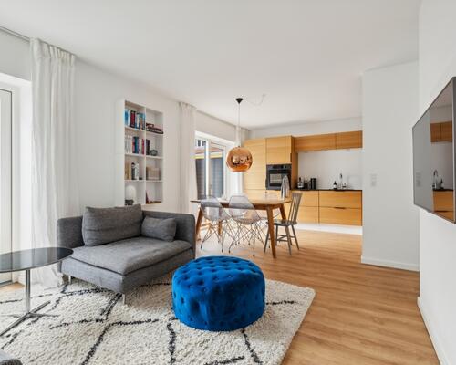 Flot nyere lejlighed med have/terrasse centralt i Bagsværd