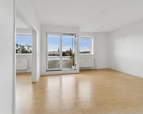 3-værelses med to store stuer og fri udsigt til Frederiksborg Slot