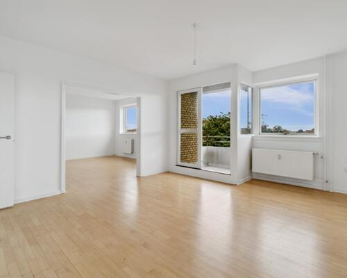 3-værelses med to store stuer og fri udsigt til Frederiksborg Slot