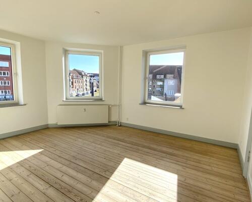 3 værelses – Reventlowsvej 78, 2. th. – Odense C