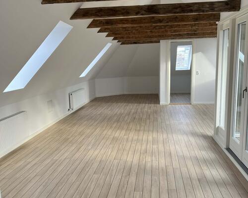 Stor 3 værelses lejlighed på 109kvm