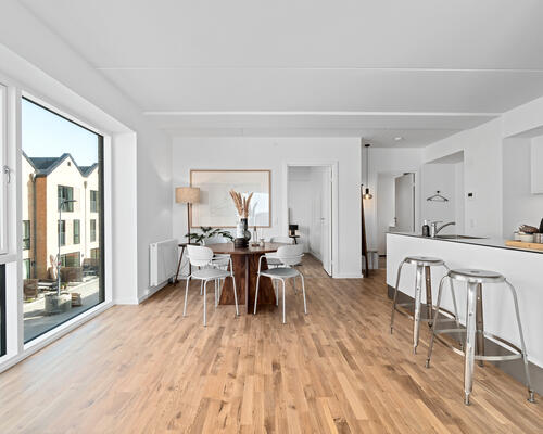 4 værelses lejlighed i København S