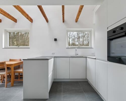 Flot ny lejlighed i naturskønne omgivelser.