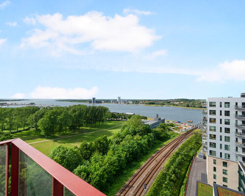 Gennemført 3-værelses lejlighed i Taffeltårnet på Spritten