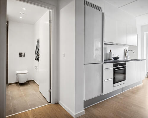 FANTASTISK LEJLIGHED MED ALTAN BELIGGENDE I RISSKOV