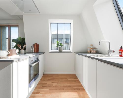 To plan og kæmpe, privat tagterrasse!