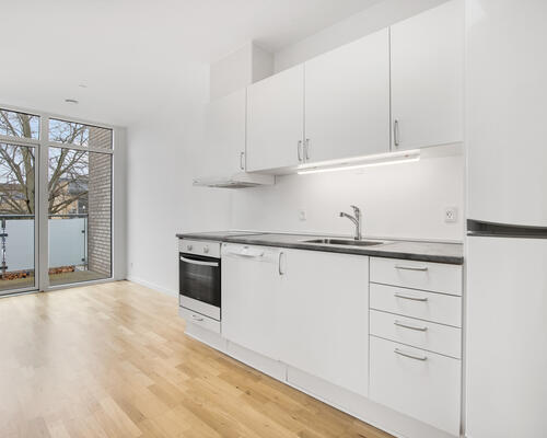 Skøn 3-værelses lejlighed med altan nær Aarhus C