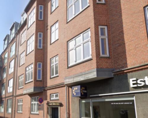 Super flot herskabelig 3-værelses lejlighed