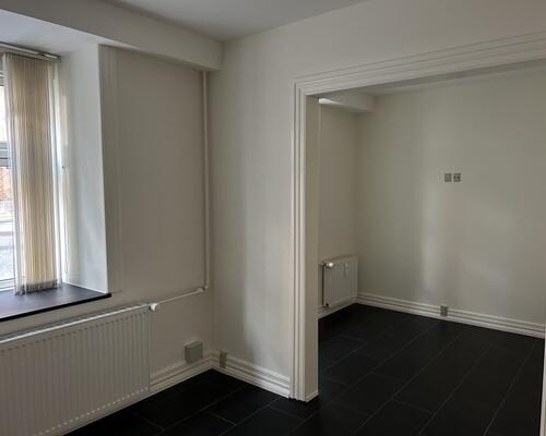 Hyggelig 2-værelses lejlighed i centrum