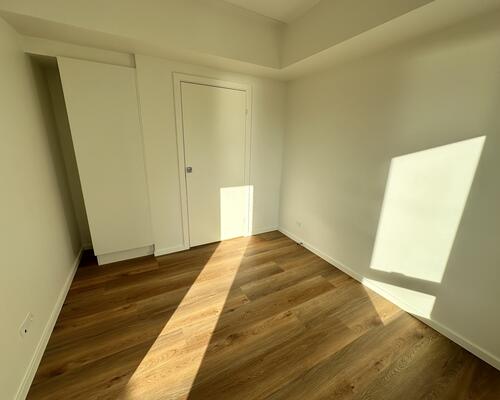 Skøn 3-værelses lejlighed med altan og udsigt