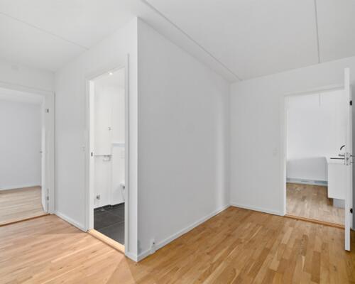 Stor 4-værelses lejlighed udlejes i Aarhus C