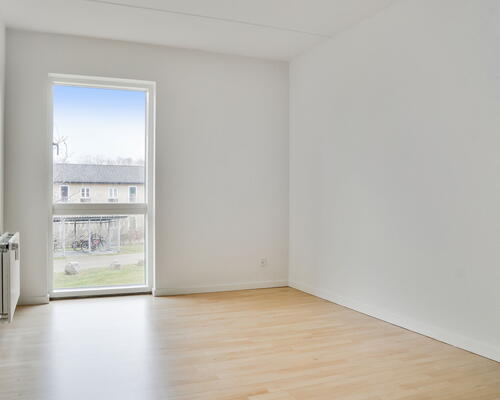 Velindrettet 2 værelses lejlighed omgivet af skøn natur ved SDU - KUN 1 MÅNEDS DEPOSITUM!