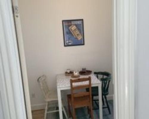 Nydelig stor 2. værelses lejlighed