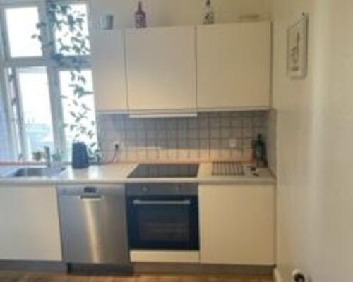 Nydelig stor 2. værelses lejlighed