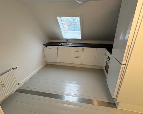 Nyere renoveret 2 værelses i flot ejendom