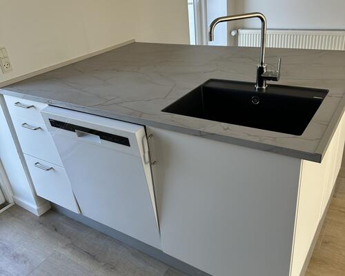 Stor flot lejlighed i centrum