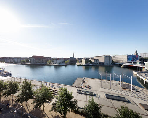 Stor herskabslejlighed med udsigt til byens vartegn