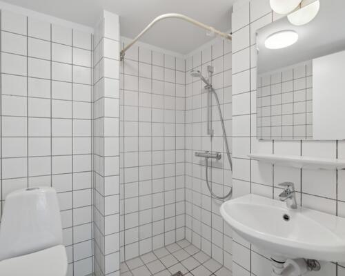 1 vær. lejlighed på 38 kvm. beliggende i pæn ejendom nær fredskov