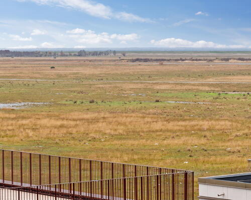 UN17 Søen - Rummelig 3 vær. lejebolig med vestvendt altan – perfekt familie- eller delebolig