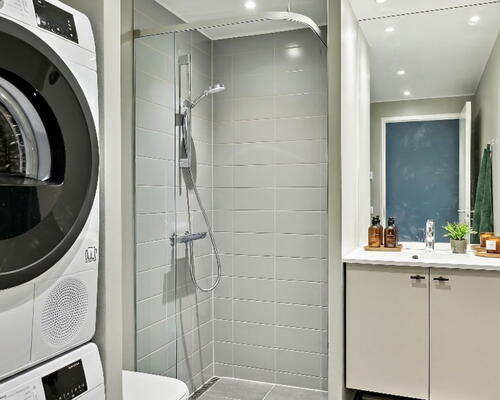 UN17 Søen - Rummelig 3 vær. lejebolig med vestvendt altan – perfekt familie- eller delebolig