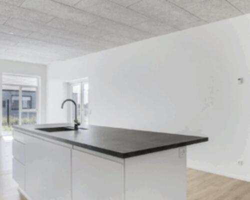 Nybygget rækkehus i 1 plan