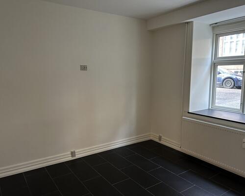 Hyggelig 2-værelses lejlighed i centrum