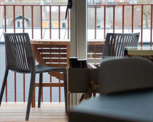 HELT UNIK 4-VÆRELSES LEJLIGHED MED 2 ALTANER I AARHUS C