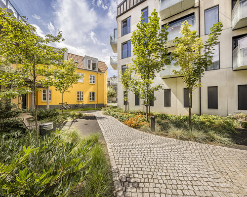 UNIK 4-VÆRELSES MED KØKKEN Ø OG ALTAN MIDT I AARHUS C