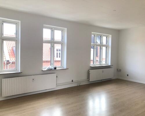 Vejle - Centrum, lys 2vær lej m balkon